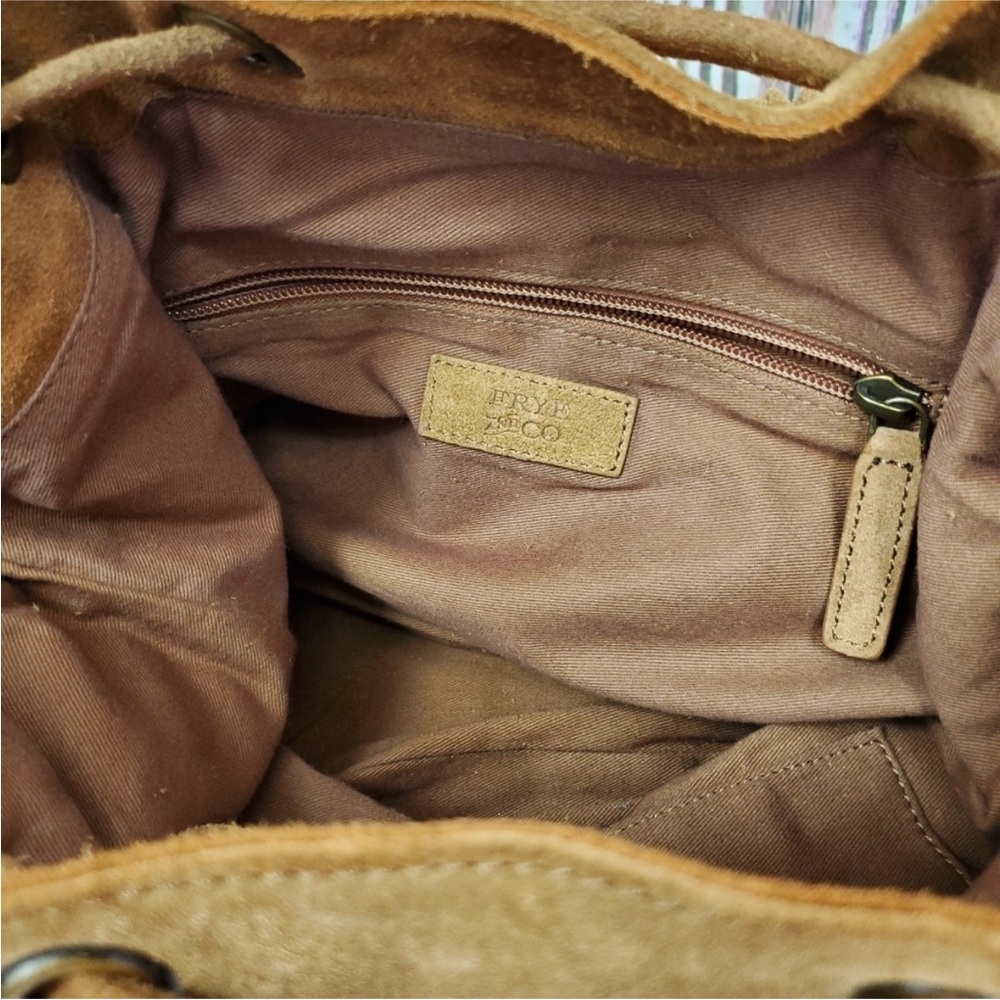 Frye Double Fringe Phoebe Suede Bucket Bag. Textured Tan suede. Western boho EUC - Picture 10 of 13